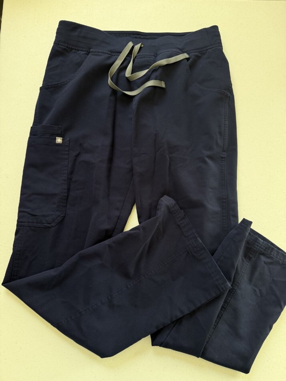 FIGS Kade Women's Small Navy Cargo Scrub Pants Technical